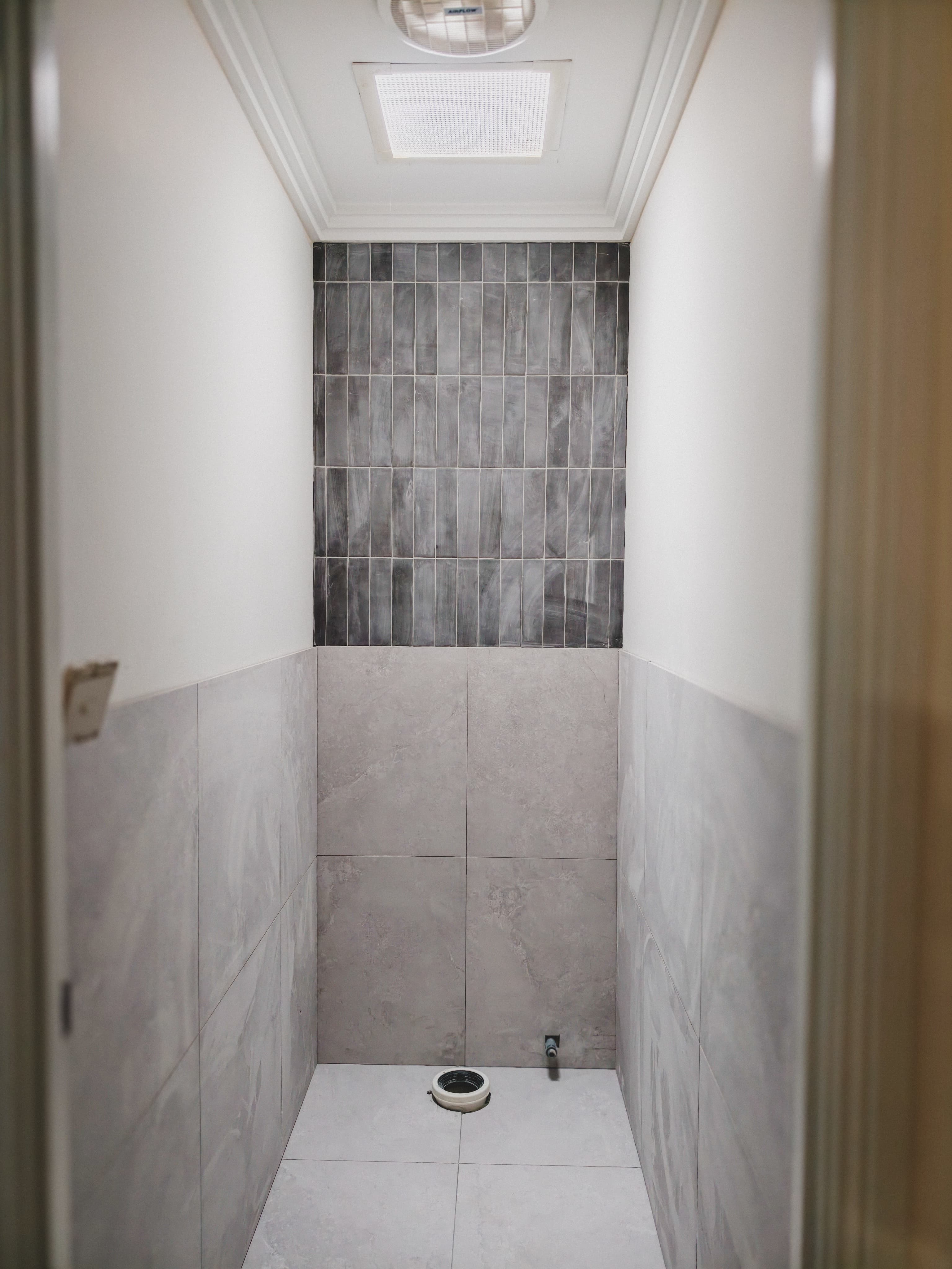 Bathroom tiling renovation Balgownie Illawarra