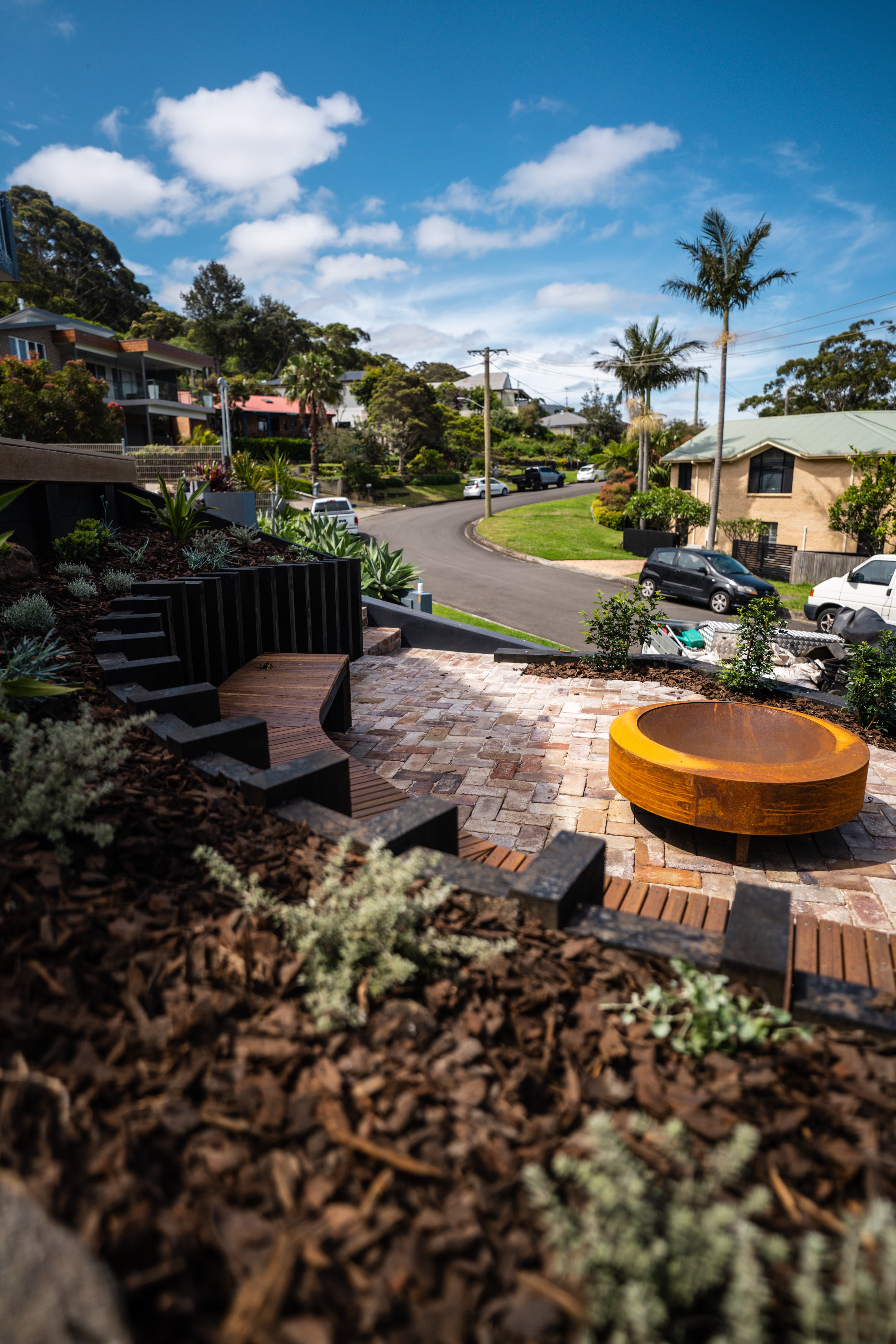 Outdoor living deck and pergola builder Wollongong