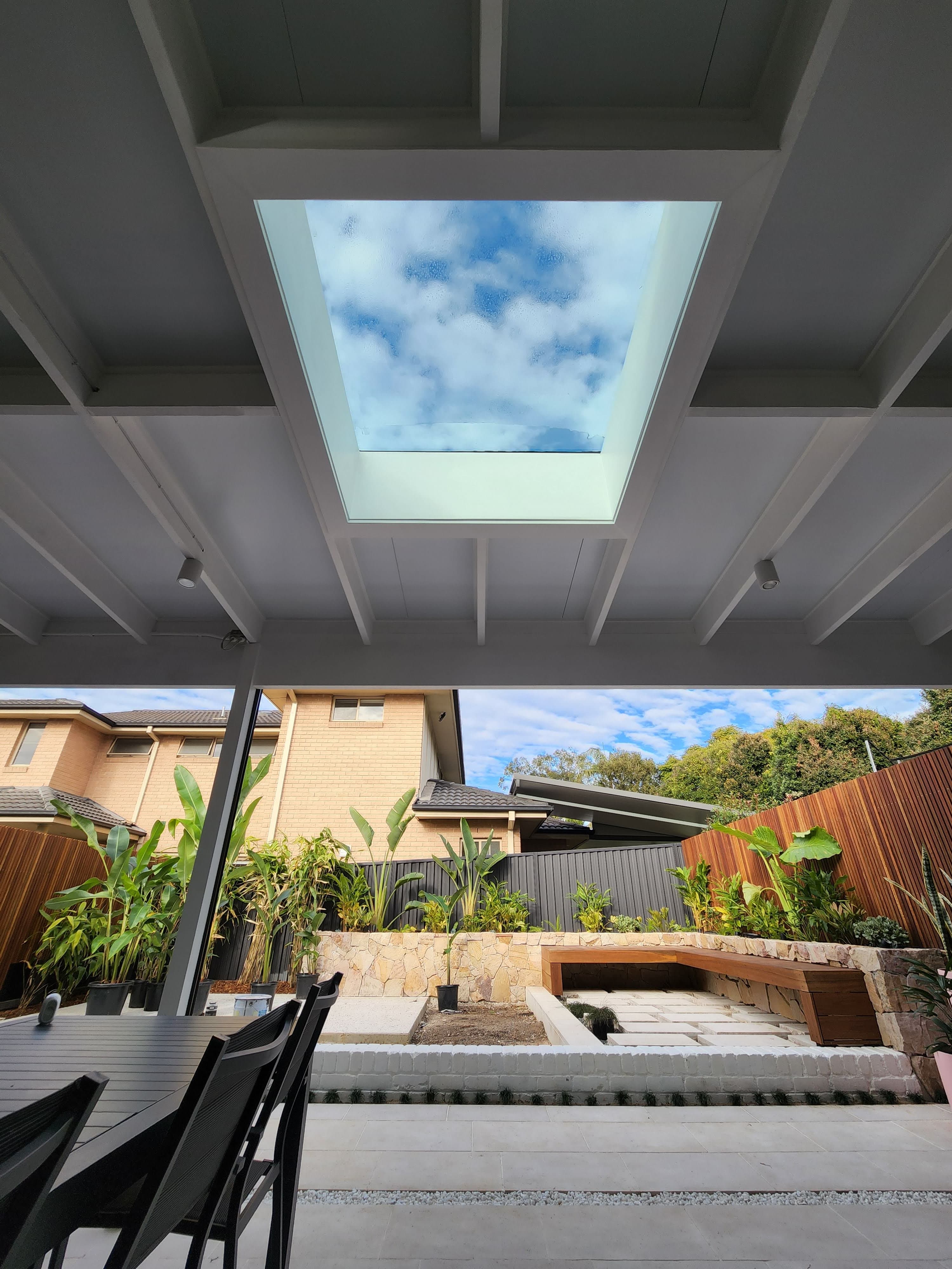 Como — insulated pergola with glass skylight